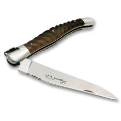 Couteau Laguiole avec manche en pointe corne blonde torsadée