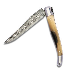 Couteau Laguiole avec manche en pointe de corne blonde et lame en acier damas